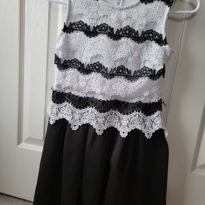 Girls Black & White Sleeveless Dress